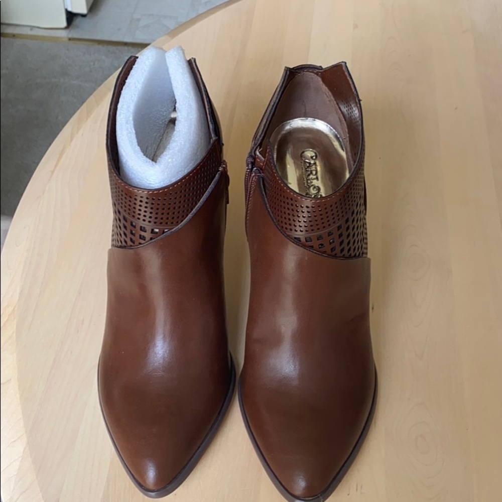 Shoes/booties